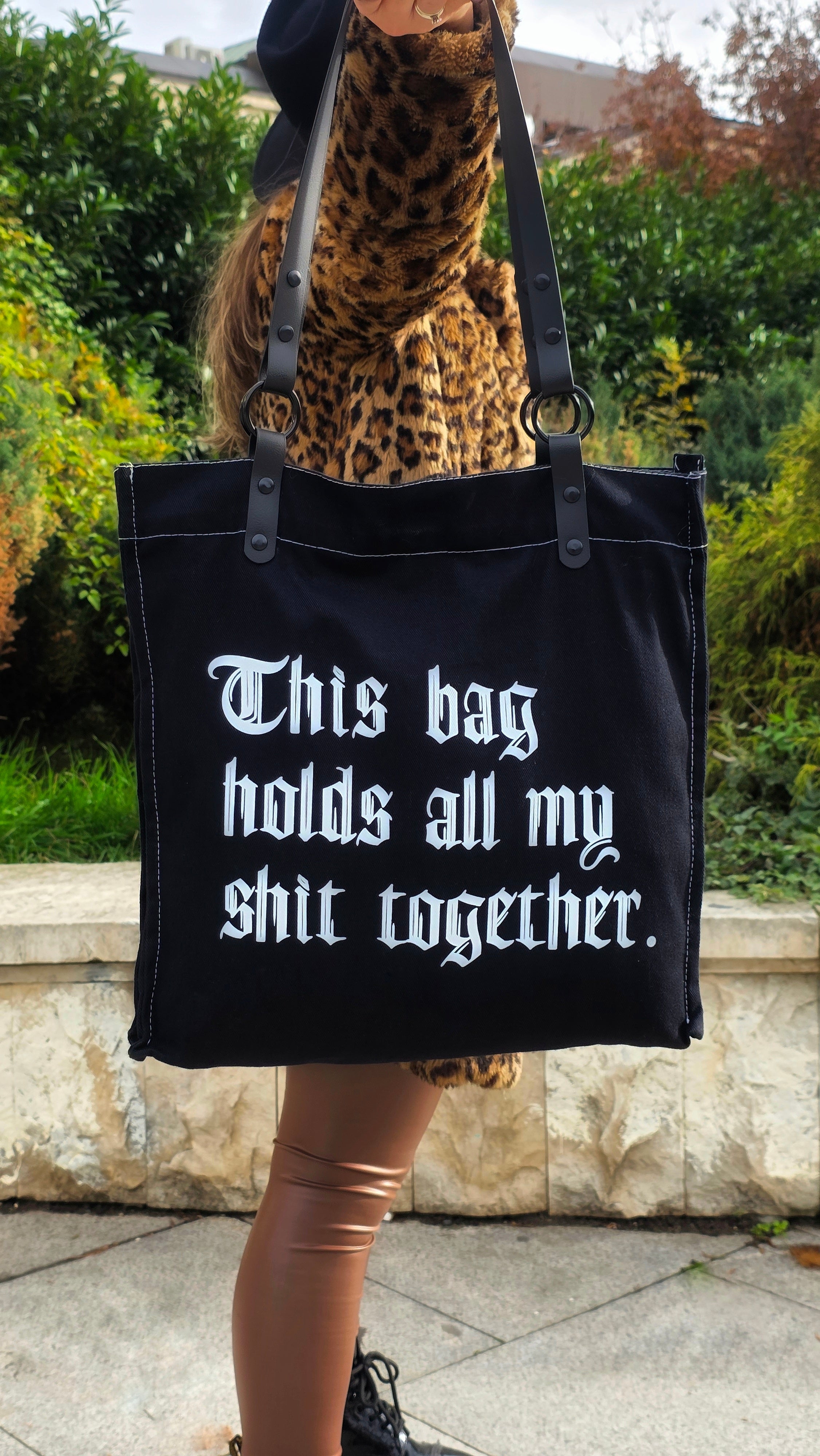 Чанта - "This Bag"