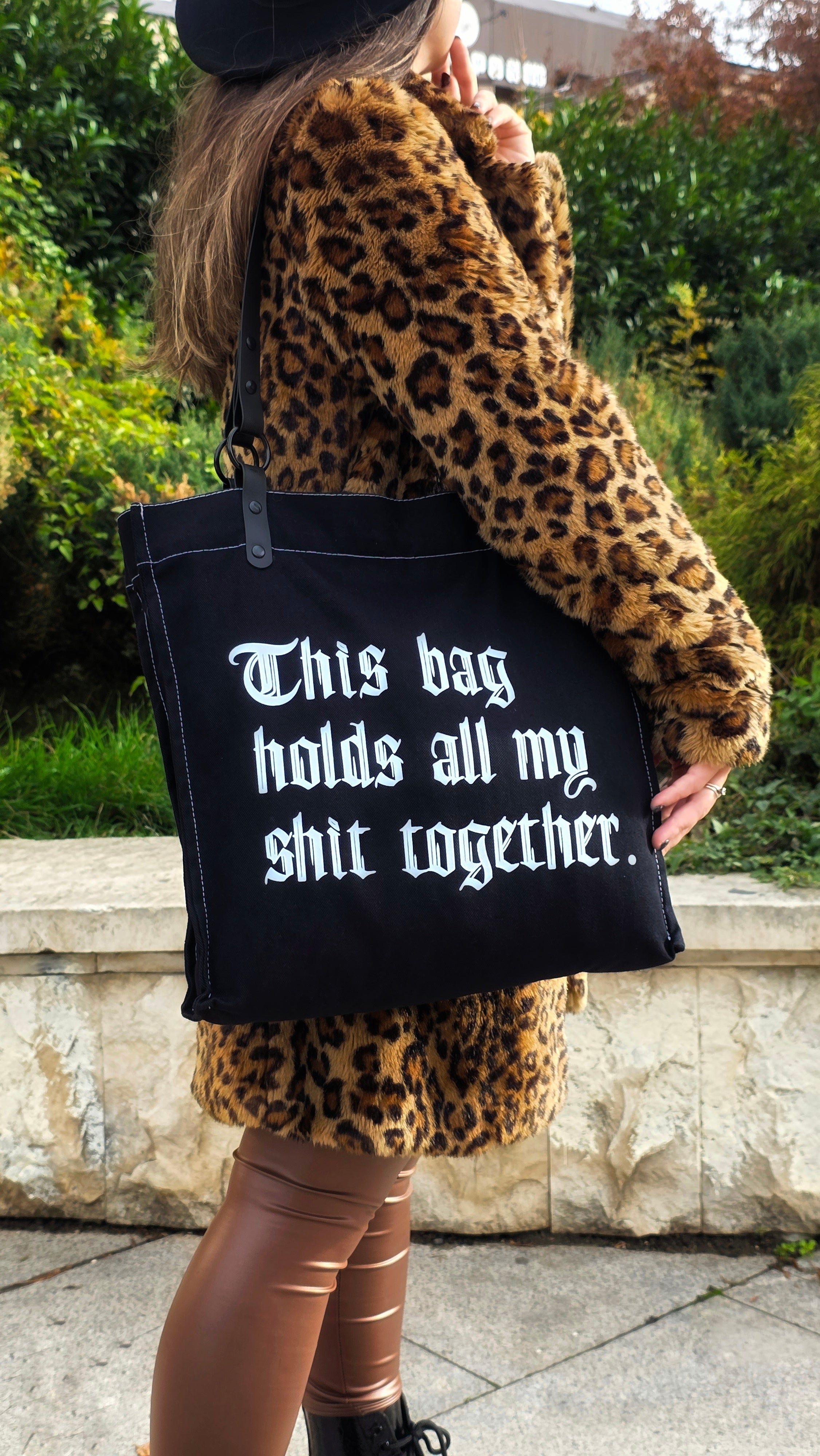 Чанта - "This Bag"